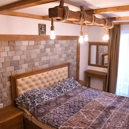 лукс Apartman