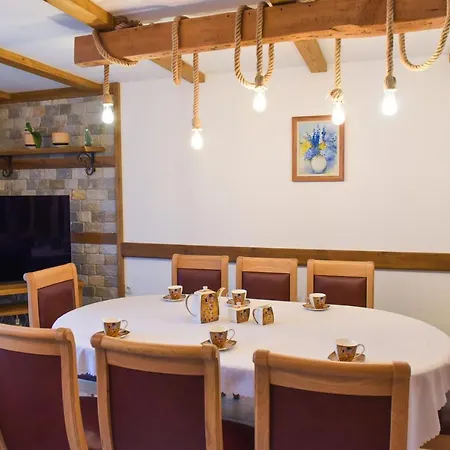лукс Apartman
